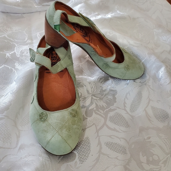 Wanda Panda Green Suede shoes Sz 36, made in Spain - Picture 9 of 13